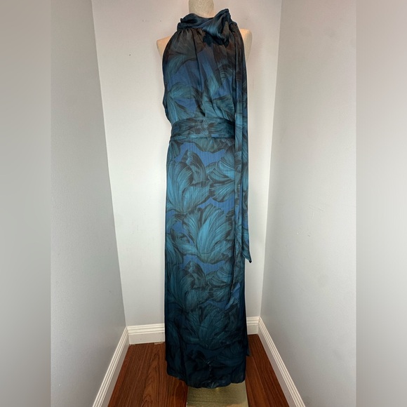 Sachin & Babi
Women's Blue Kayla Gown - Picture 2 of 12